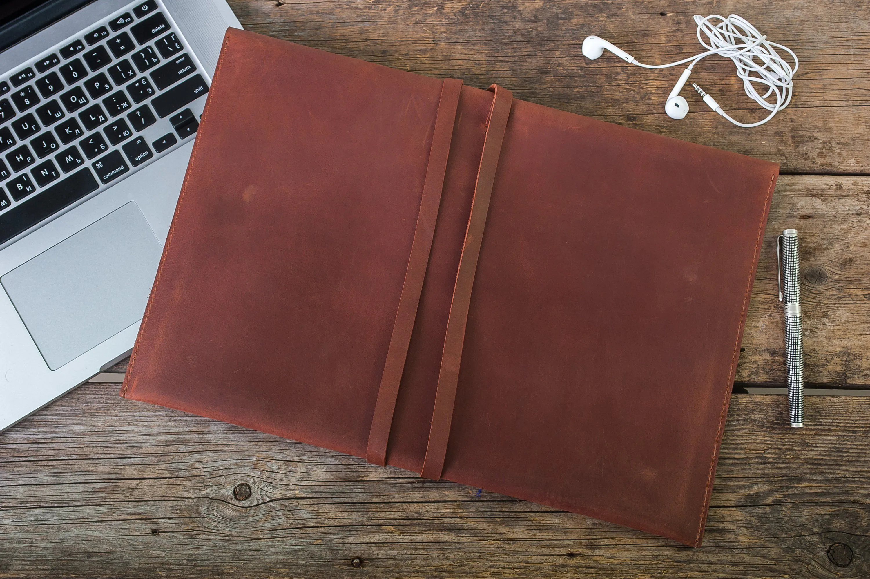 EXINOZ Handmade Leather Laptop Sleeve