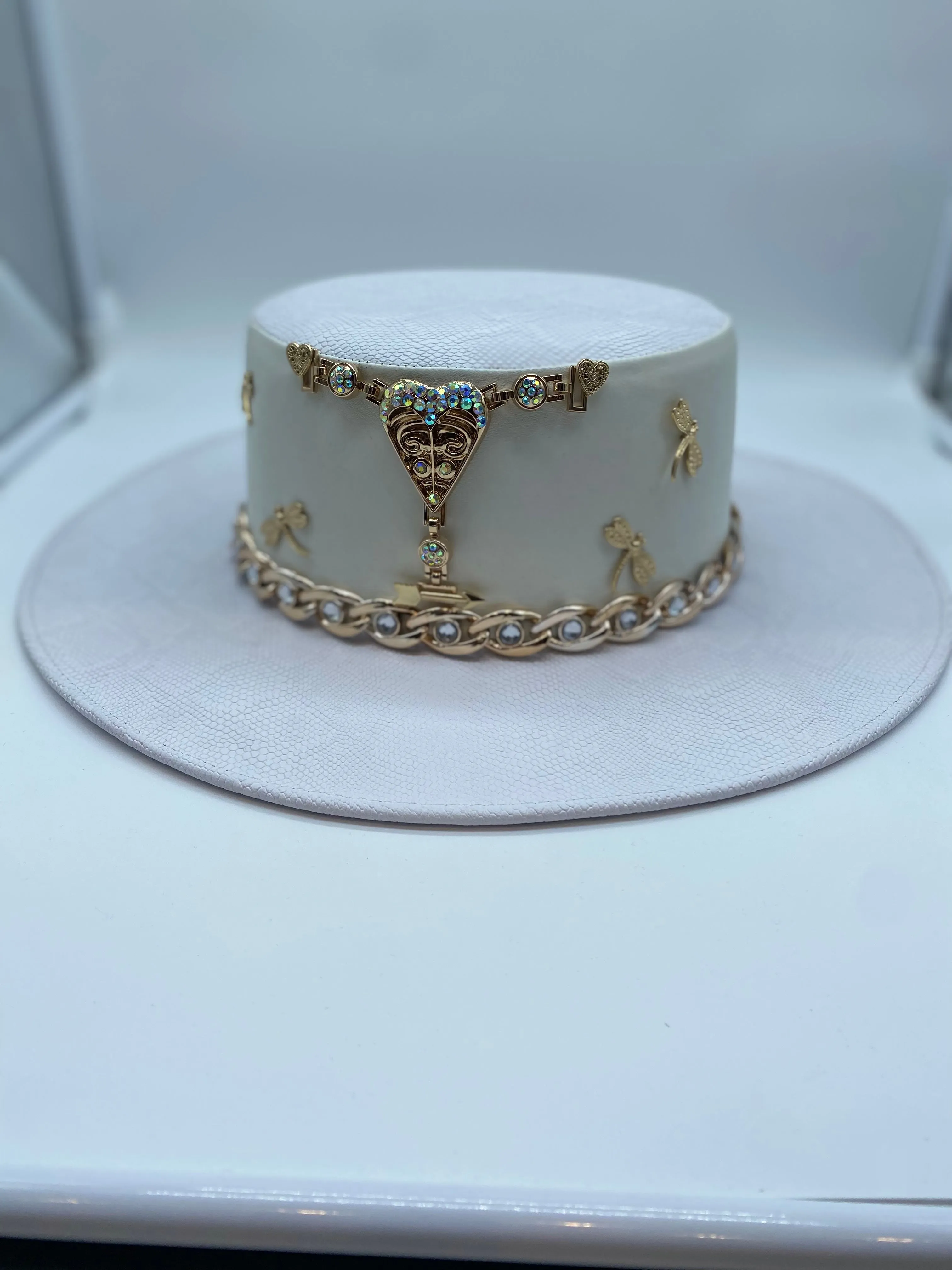 nv/me Fashion Hats