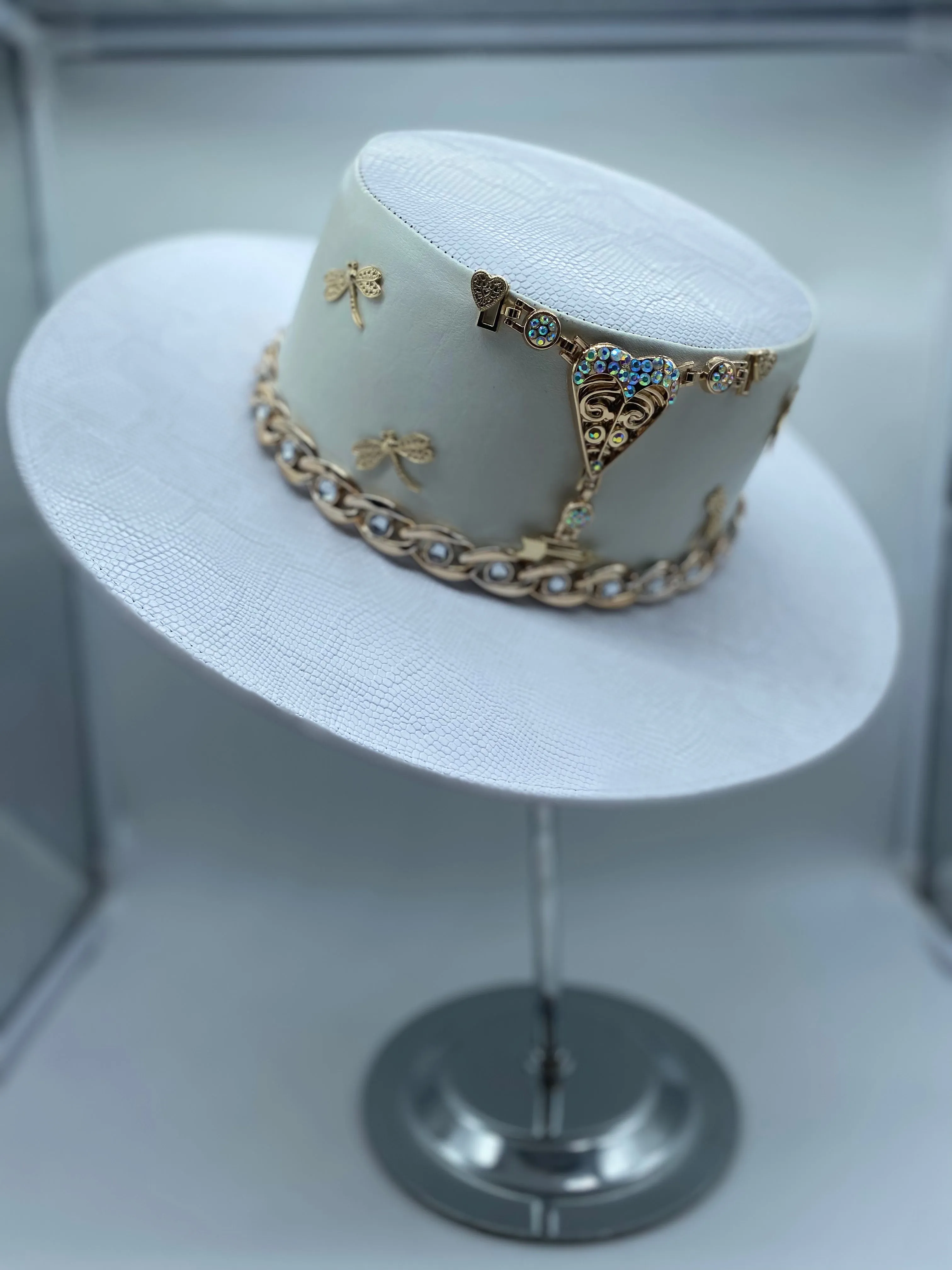 nv/me Fashion Hats